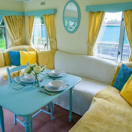 Wind In The Willows: Sleeps 4, Kitchen, Bathroom, Lounge, Wifi Napton on The Hill Eksteriør billede